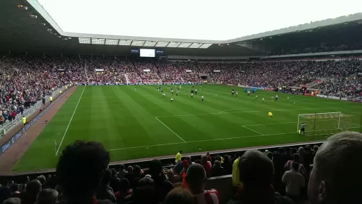 Dalla panchina: esplorare gli stili manageriali in Premier League